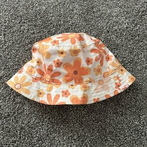 Hollister - Vibrant Orange Bucket Hat